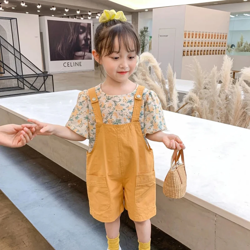 Mono veraniego de color puro para niña – Pantalón corto con tirantes - imagen 2