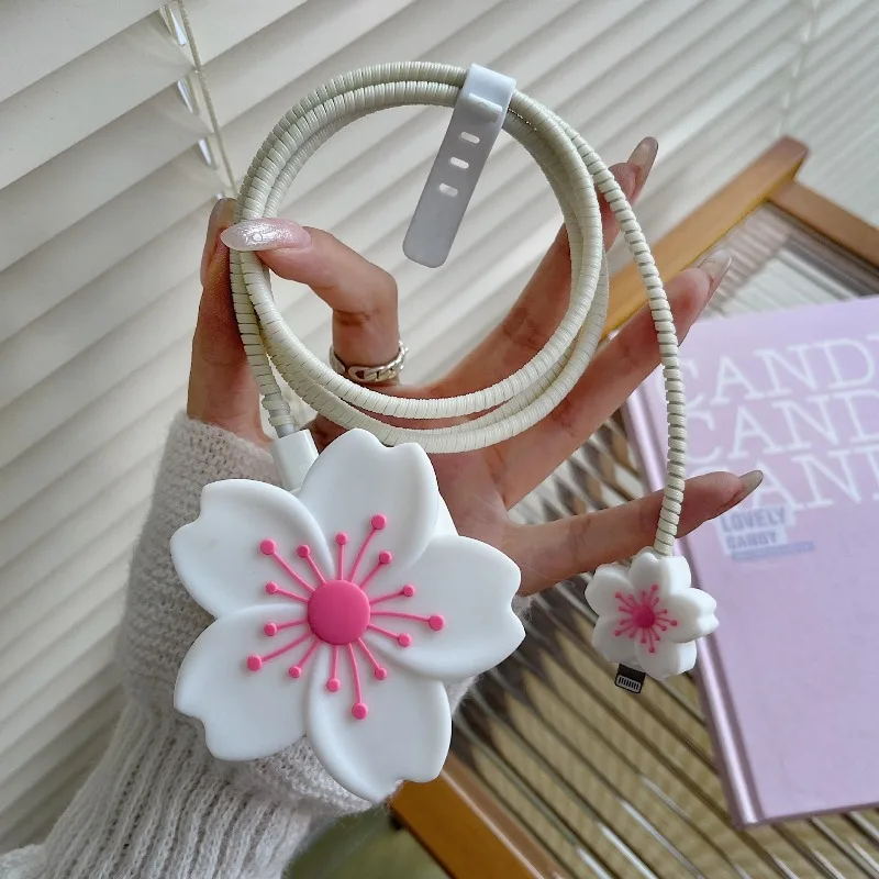 Funda móvil 3D suave con flores de cerezo y organizador de cables - imagen 5