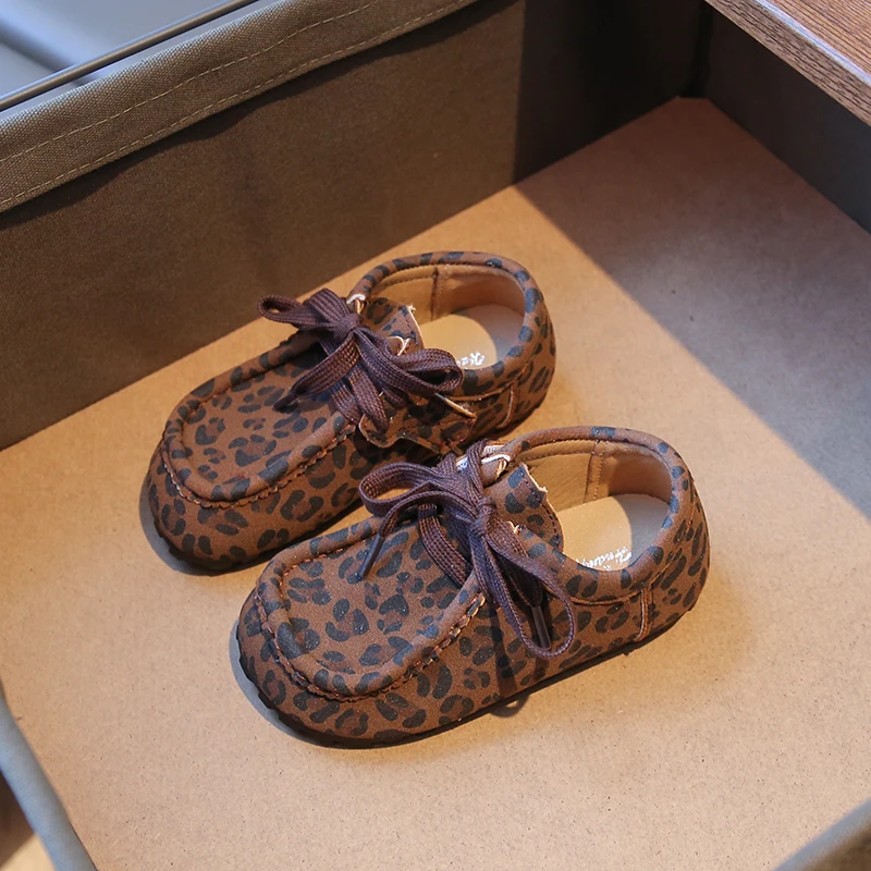 Zapatos bebé antideslizantes leopardo suela blanda primavera otoño