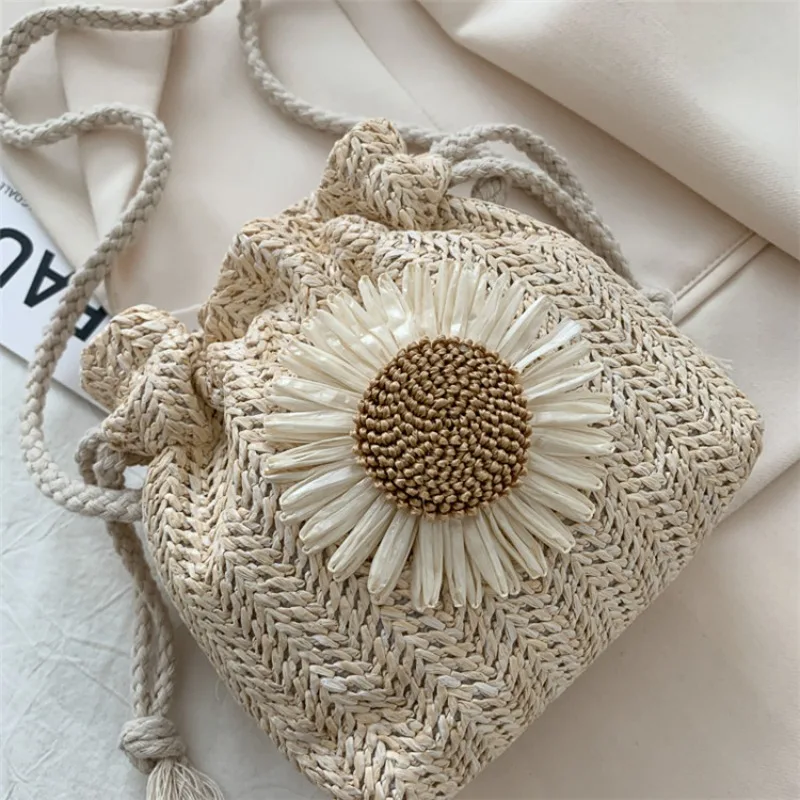 Bolso de rafia tipo cubo para niña – bandolera cruzada verano - imagen 5