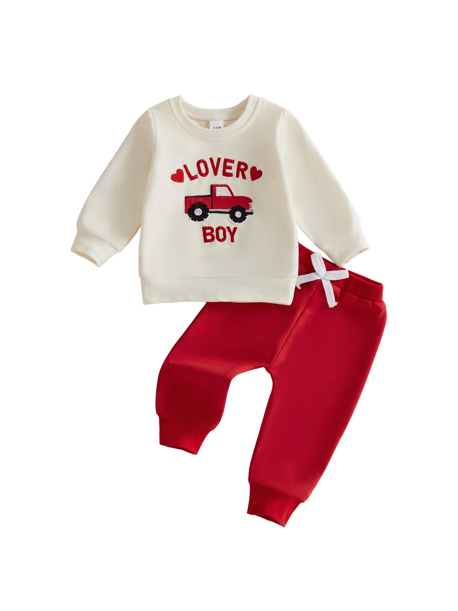 Conjunto rojo con letras y corazón