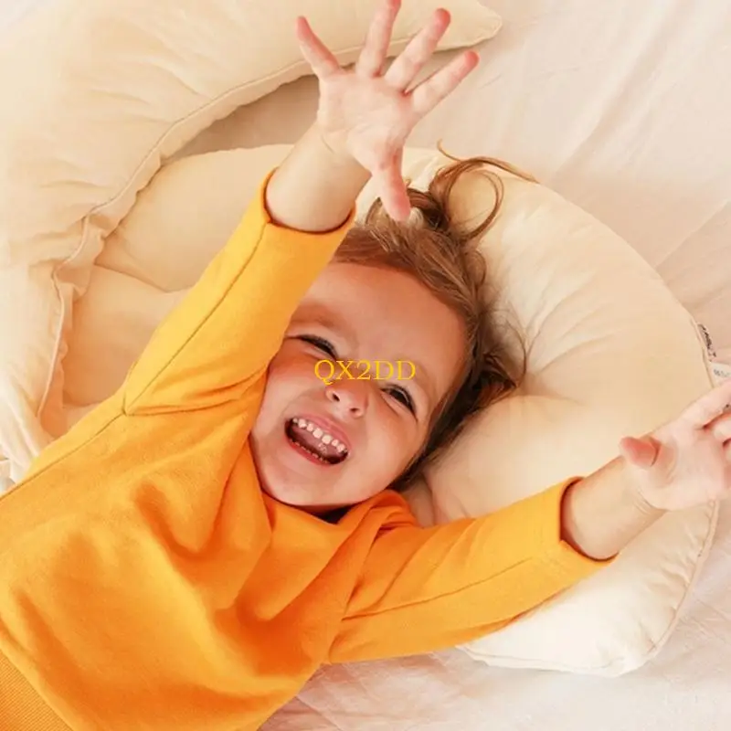 Almohada infantil forma luna de algodón cómoda y fácil limpieza - imagen 3