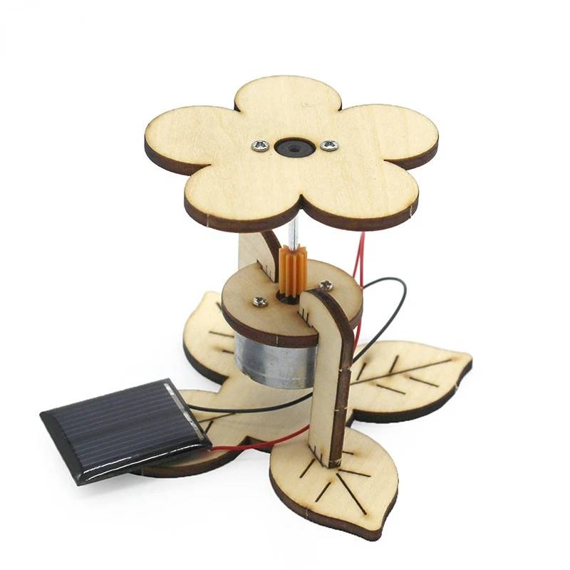 Coche solar de madera con flores – Experimento físico infantil - imagen 3