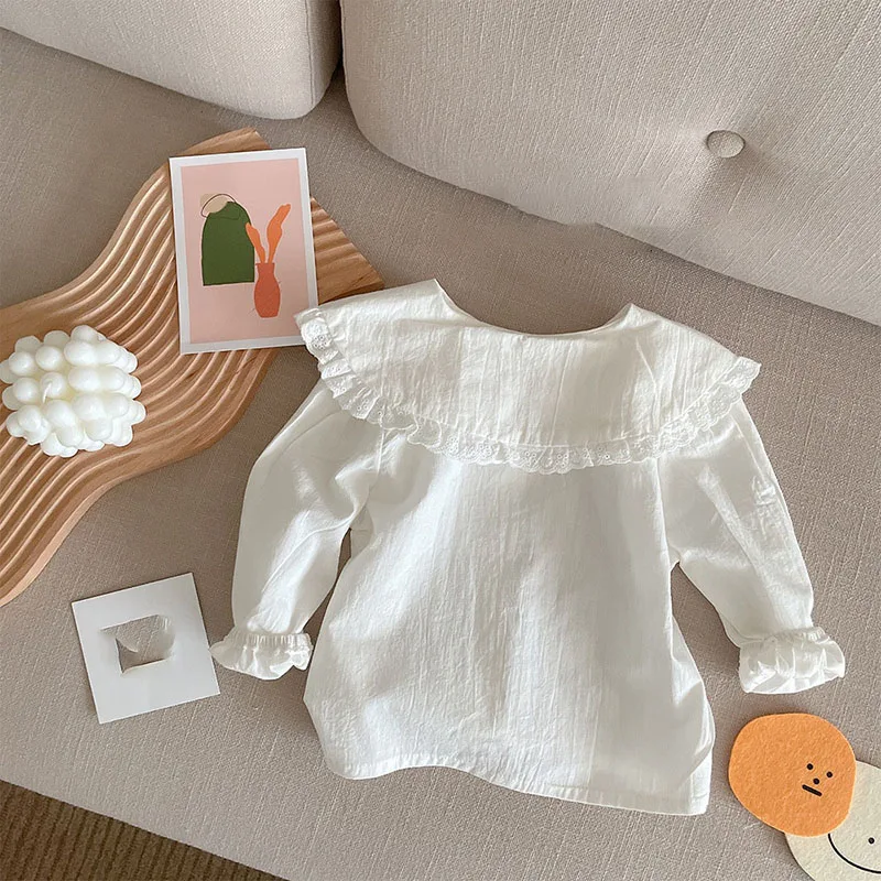 Camisa infantil modelo niña
