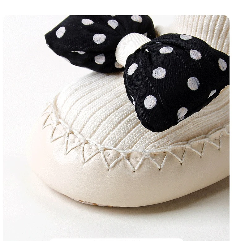 Zapatos kawaii con lazo rosa