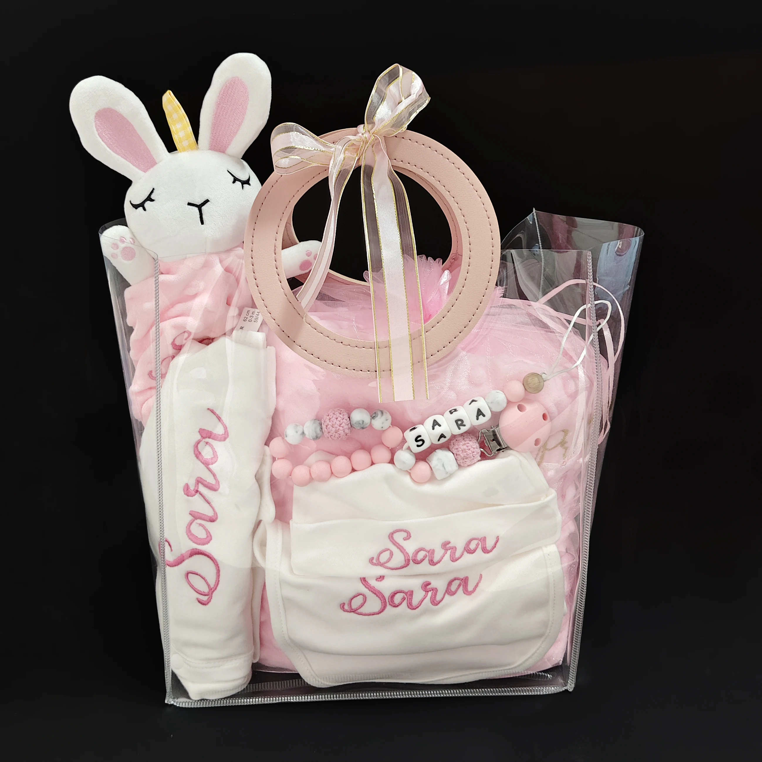 Set regalo bebé personalizado con manta, mono, babero y gorro - imagen 5