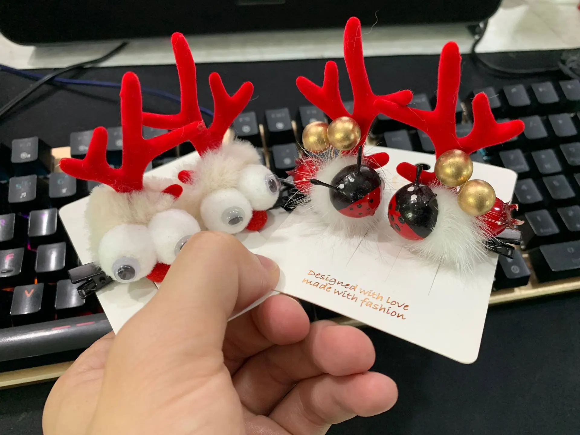 Accesorio infantil navideño para peinar