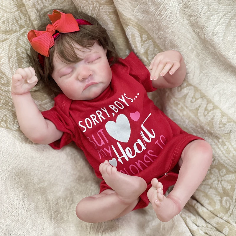 Levi Muñeca de tela para recién nacido – Tacto suave y piel 3D - imagen 4