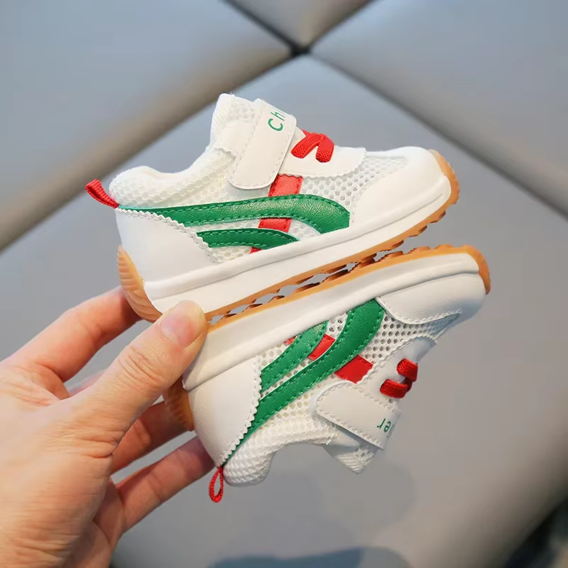 Zapatillas running niños: malla transpirable y antideslizantes - imagen 2
