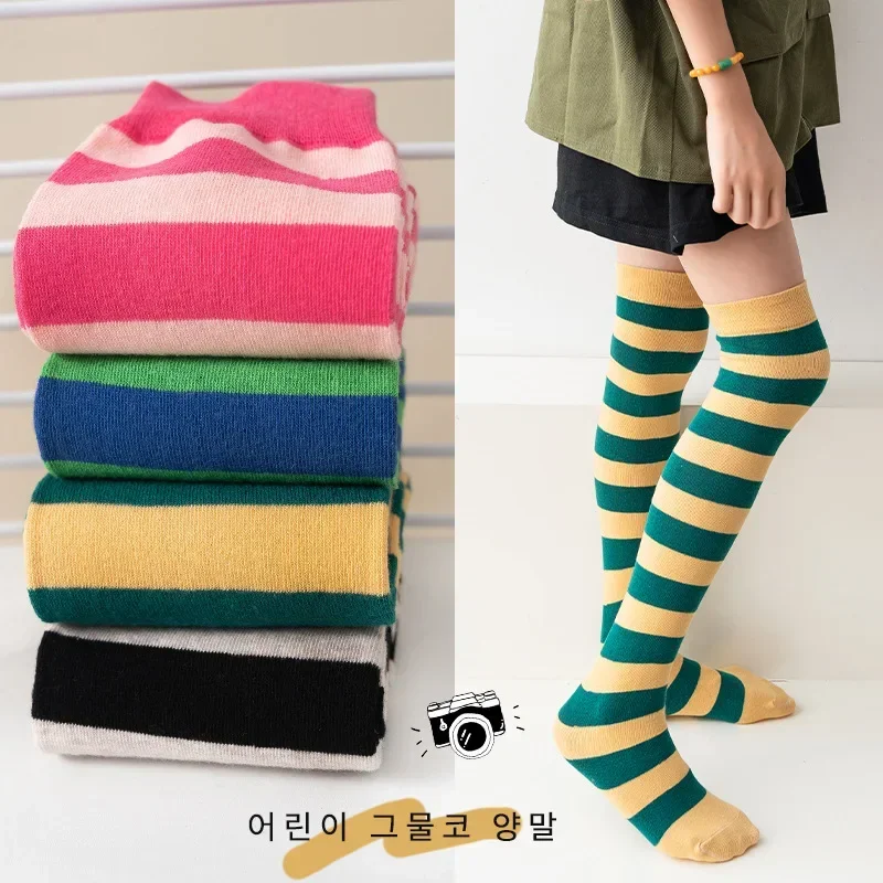 Calcetines hasta la rodilla para niña estilo retro a rayas - imagen 2