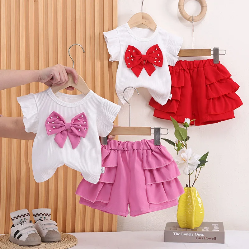 Conjunto de verano para bebé: camiseta y pantalón corto - imagen 3