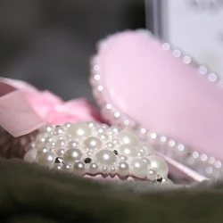 Zapatos de bebé con cuentas, suela suave cómoda y cinta sedosa