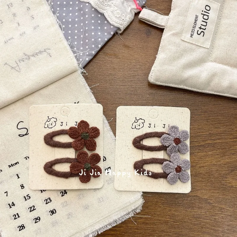 Pinzas para el pelo de bebé tejidas a mano con flecos florales - imagen 5
