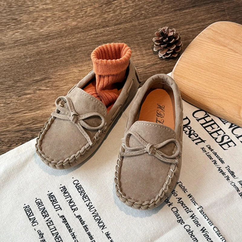 Mocasines de ante para ninos y ninas - planos, comodos e informales - imagen 4