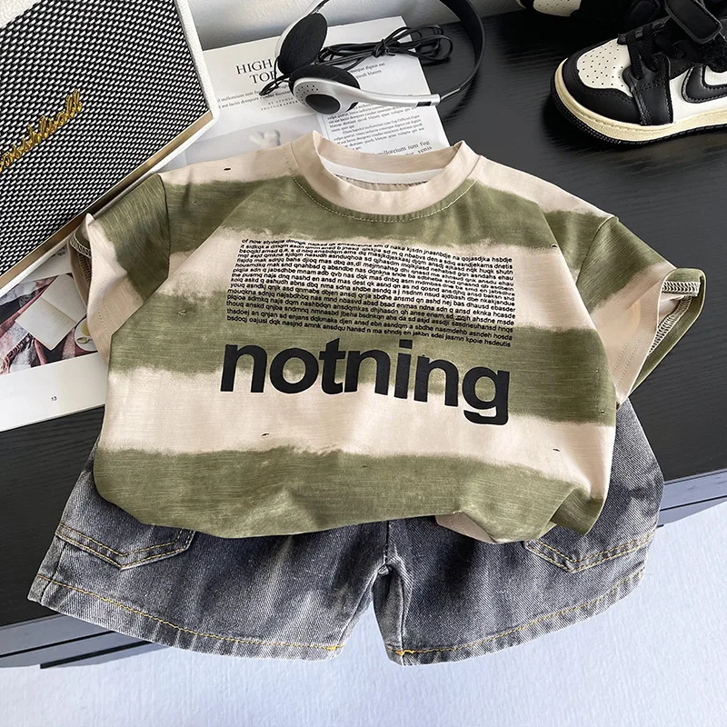 Conjunto de verano para bebés: camiseta y pantalón corto a rayas