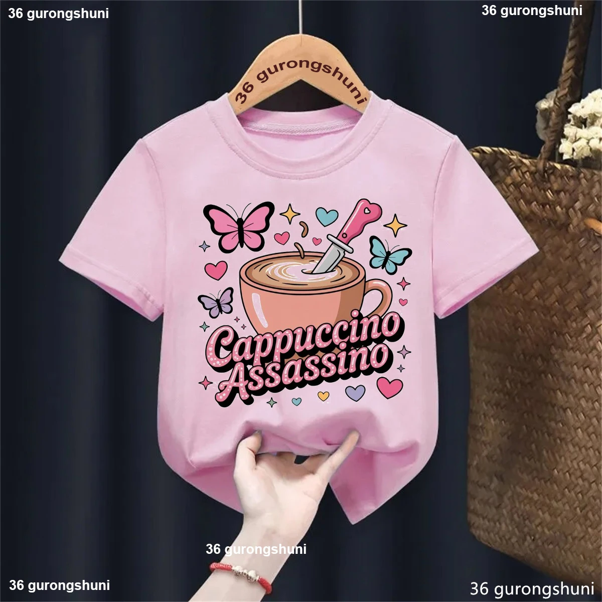 Camiseta niña veraniega con corazones y mariposas - imagen 4