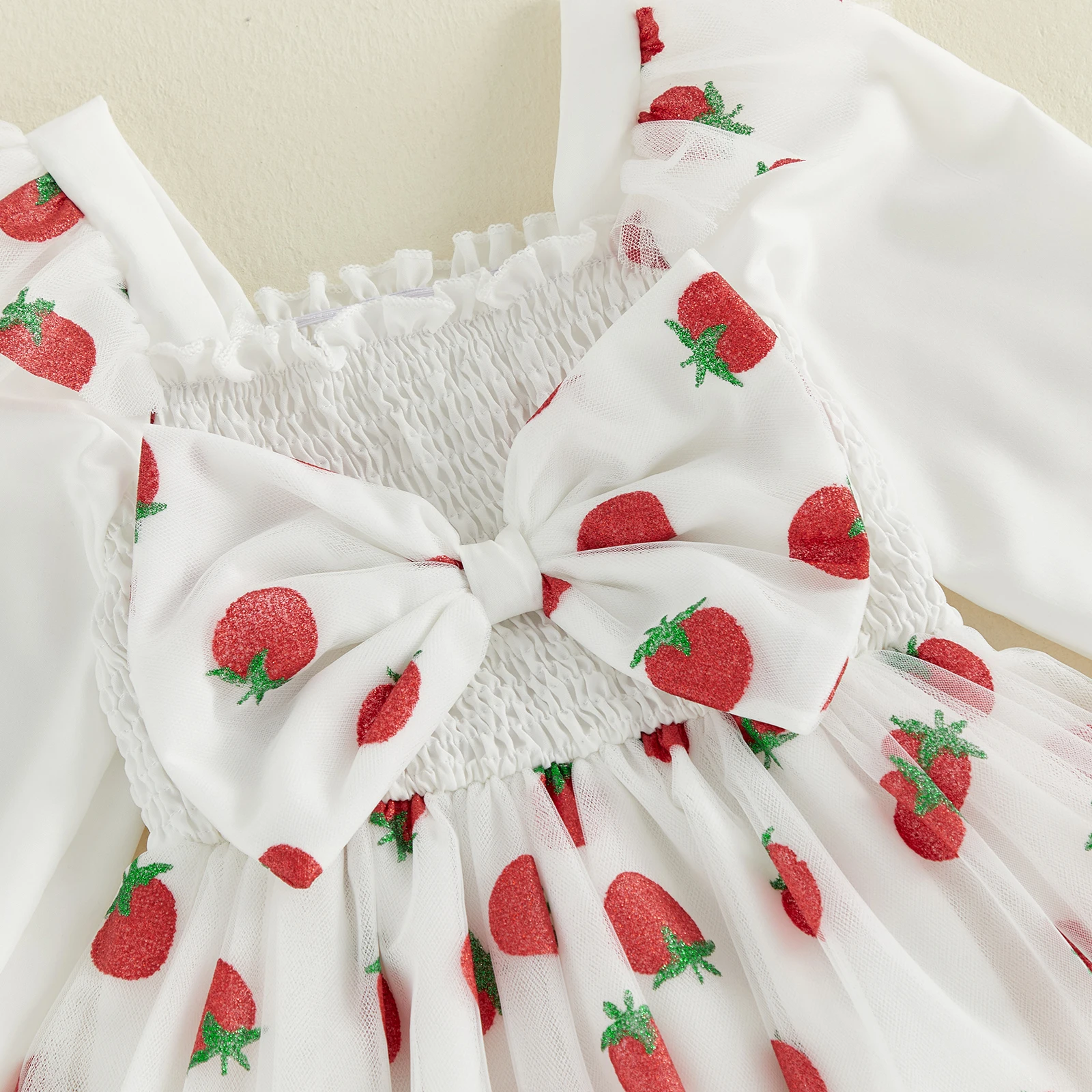 Vestido de otoño para niña pequeña – Manga larga en tul y lazo fresa