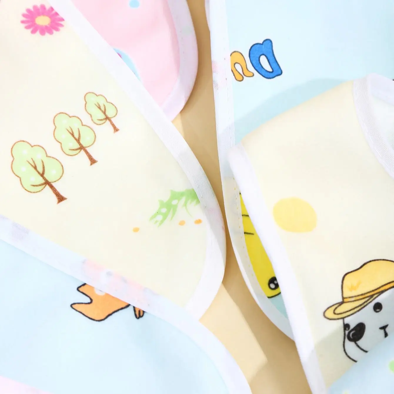 Baberos impermeables de algodón para bebé – protección en comidas - imagen 5