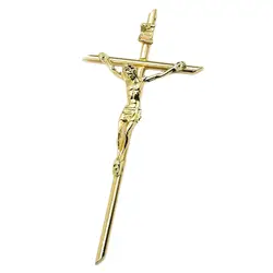 Estatua de resina de Jesús crucificado colgante dorada