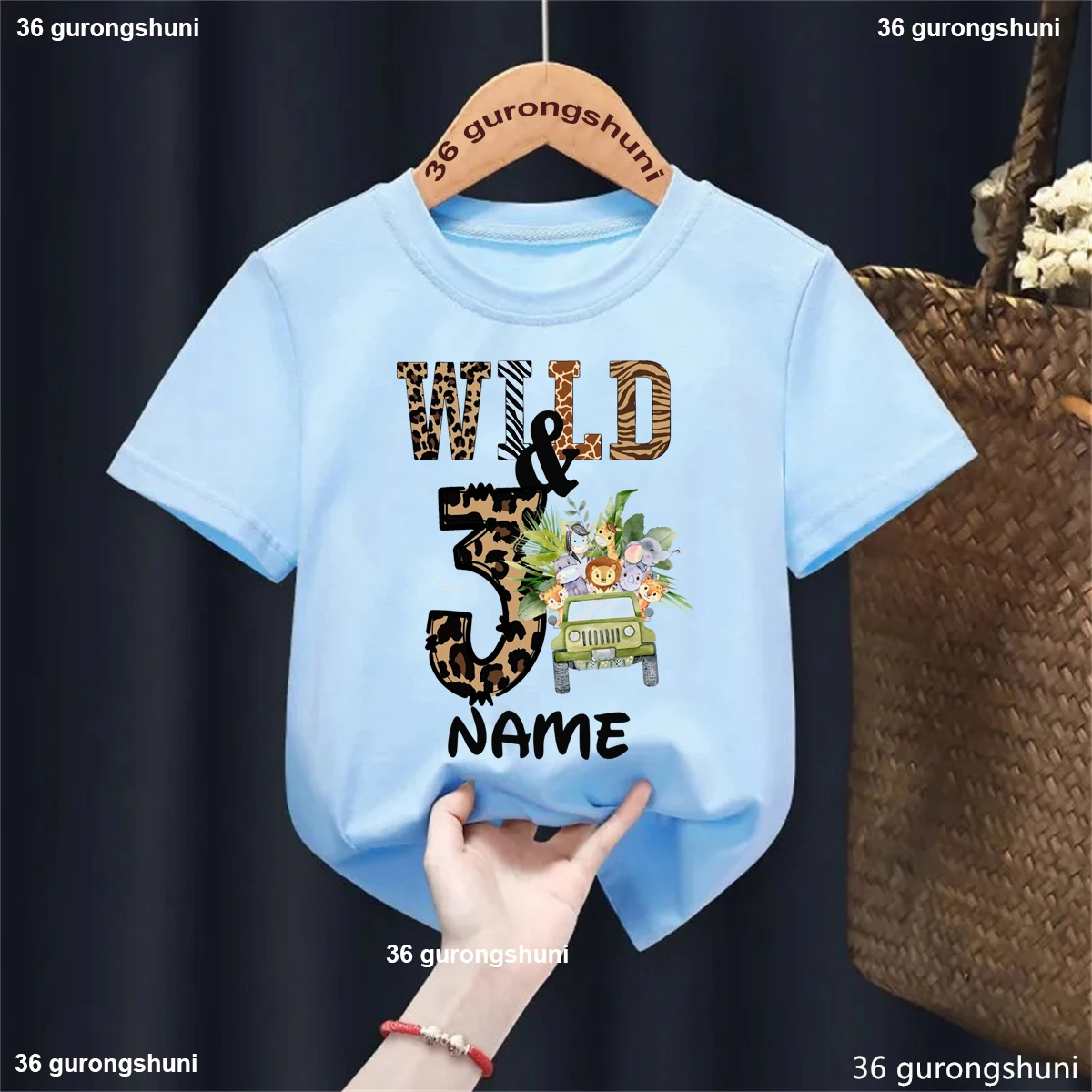 Camiseta infantil jirafa y león con nombre personalizado - imagen 3
