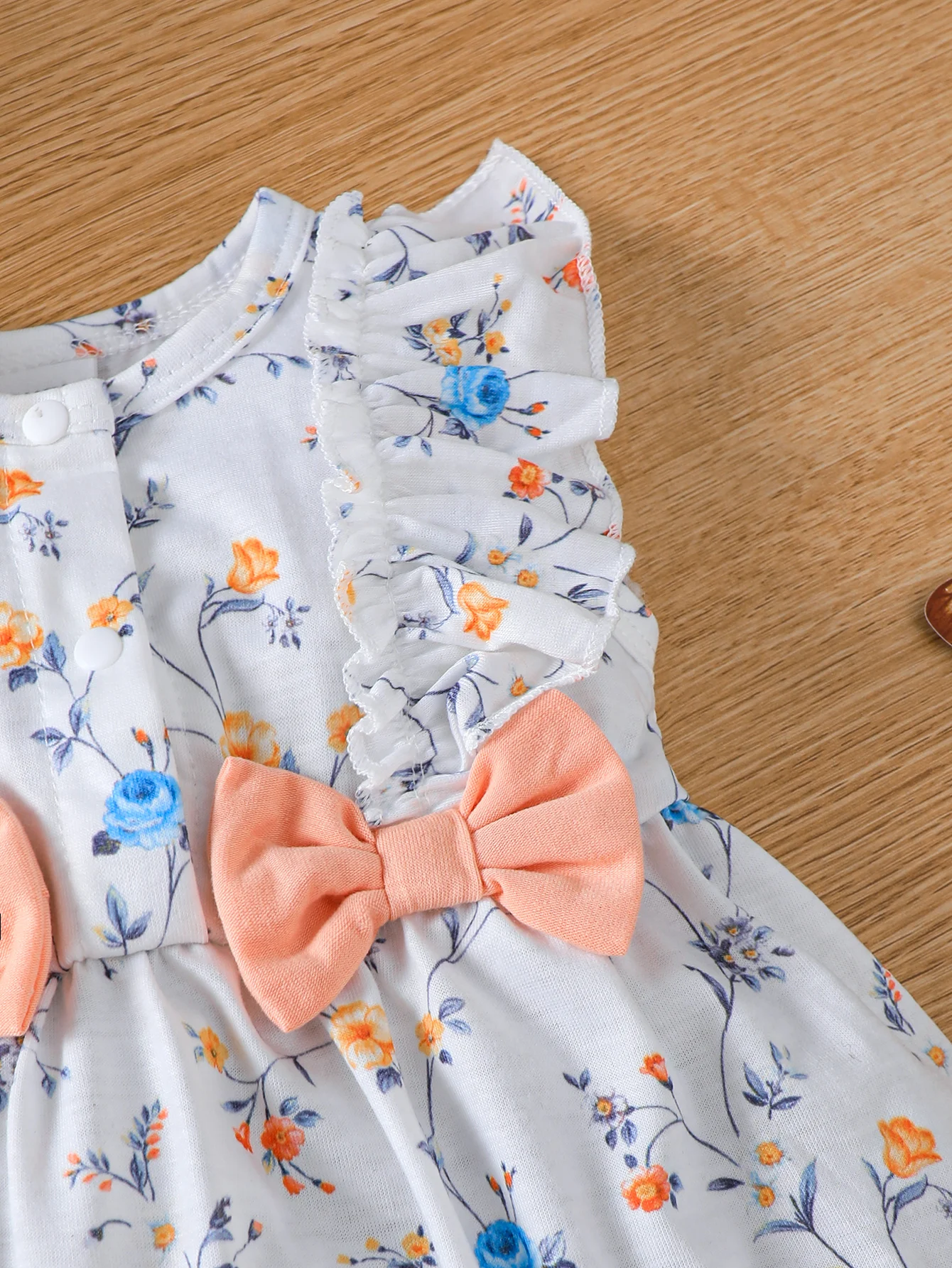 Vestido de niña recién nacida floral con lazo y sombrero de verano - imagen 4