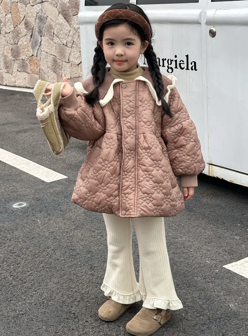 Chaqueta acolchada infantil con lazo