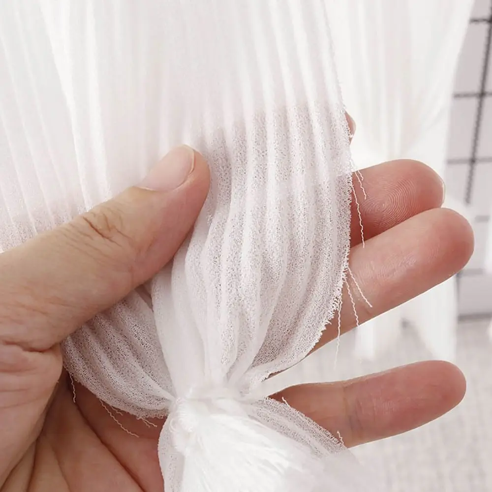 Cortina de encaje blanco para casa de muñecas en miniatura - imagen 3