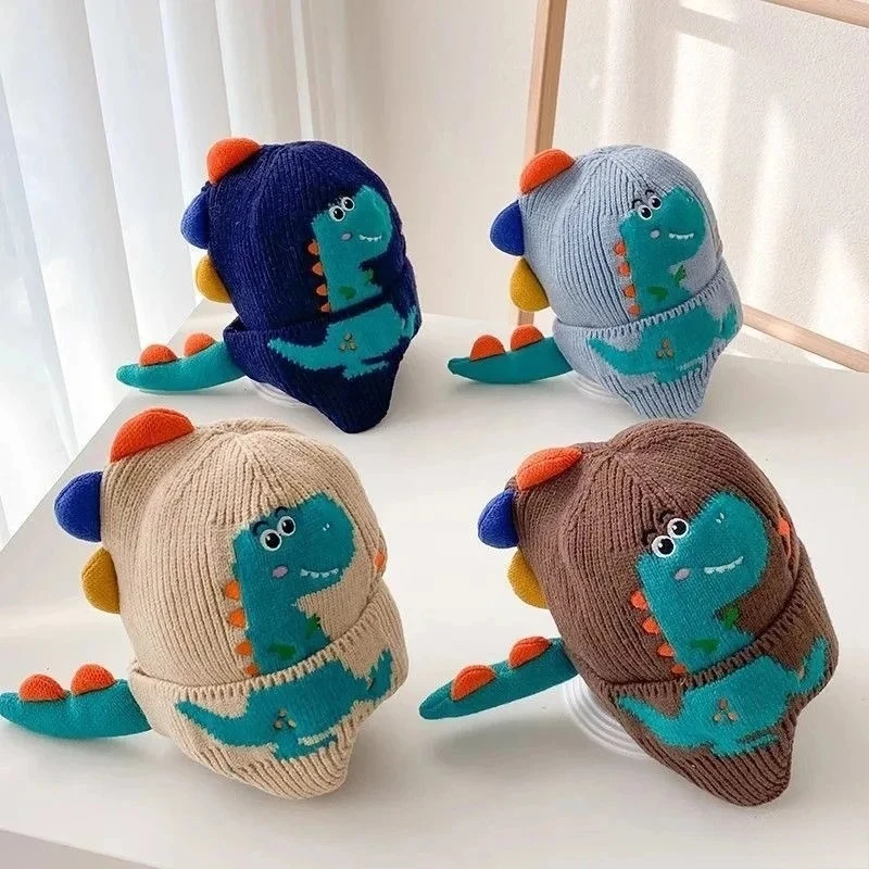 Gorro con orejeras de punto para niños: dinosaurio 3D - imagen 3