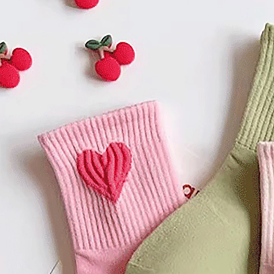 Calcetines altos de media pantorrilla para niñas con corazón - imagen 5