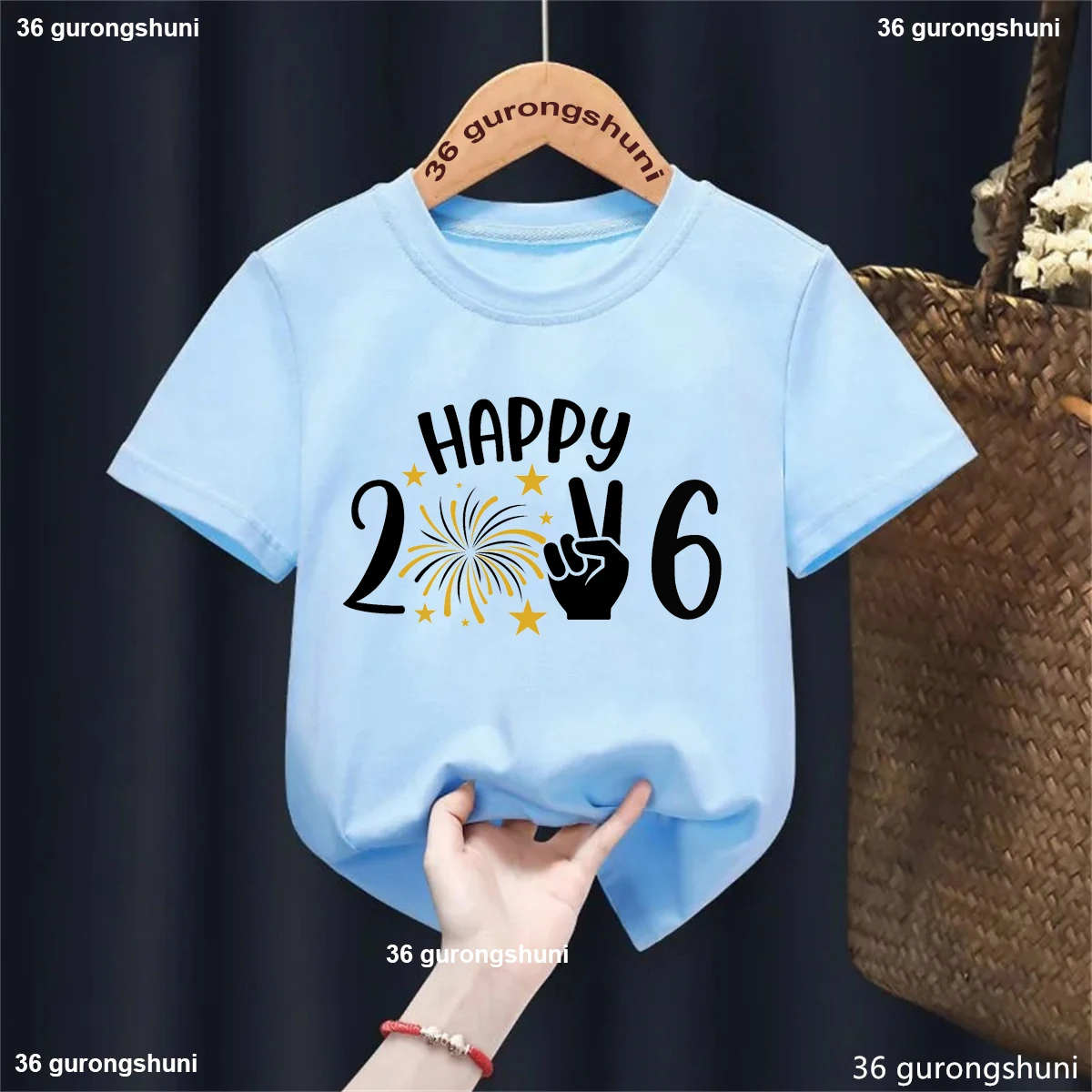 Camiseta azul para fiestas infantiles de fin de año