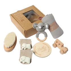 Set regalo bebé recién nacido para baño y manta con sonajero