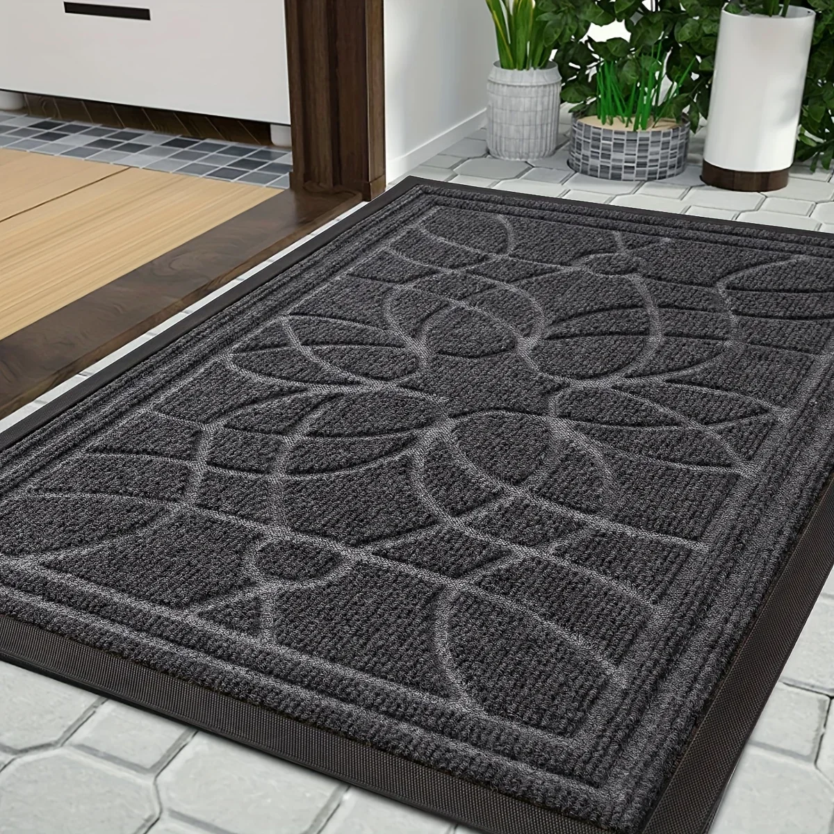 Alfombra colocada en un espacio de entrada