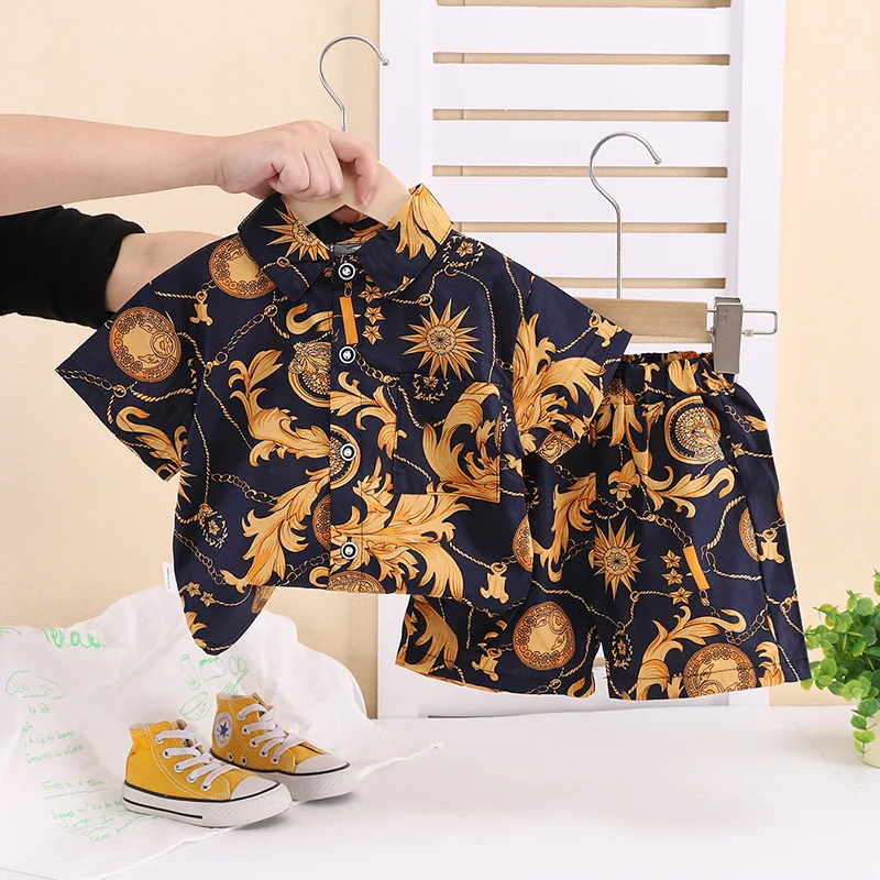 Pantalón corto y camiseta del conjunto