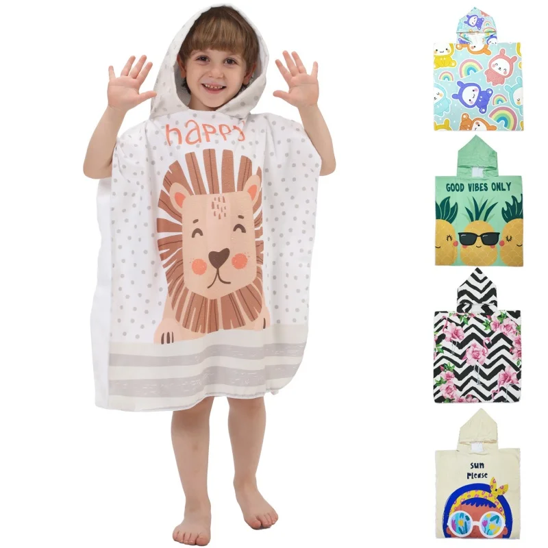 Toalla con capucha infantil con diseño impreso colorido