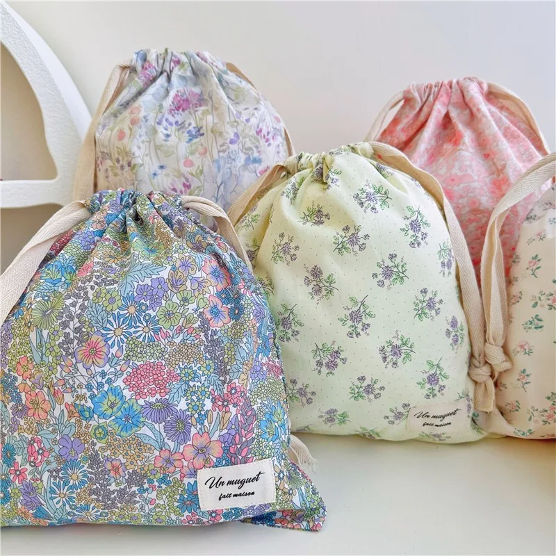 Bolsa para pañales de algodón con cordón y estampado floral - imagen 5