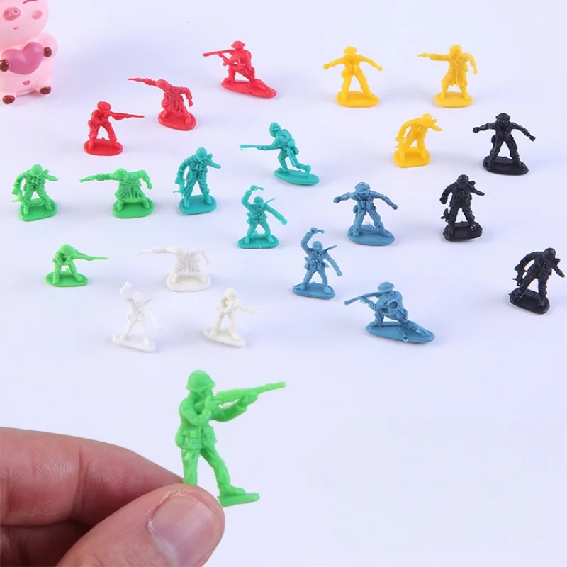 Figura de soldado de plástico detallada para diorama y coleccionismo - imagen 2