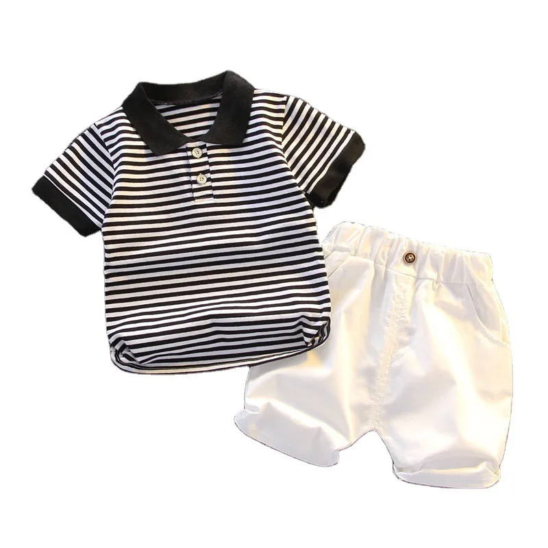 Conjunto verano bebé: camiseta a rayas y shorts - imagen 2