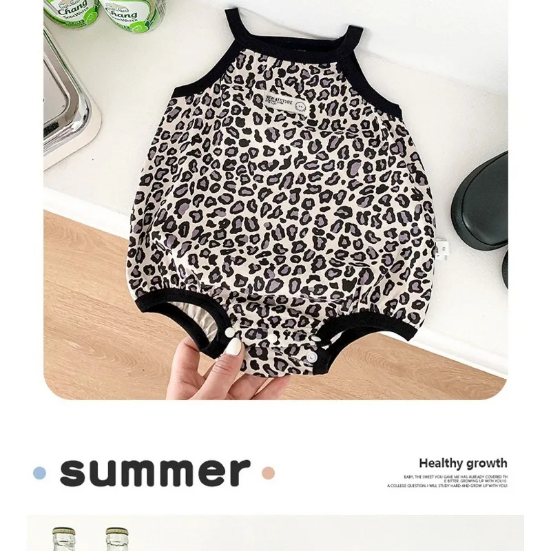 Mono de bebé de verano fino con estampado leopardo tipo peto - imagen 5