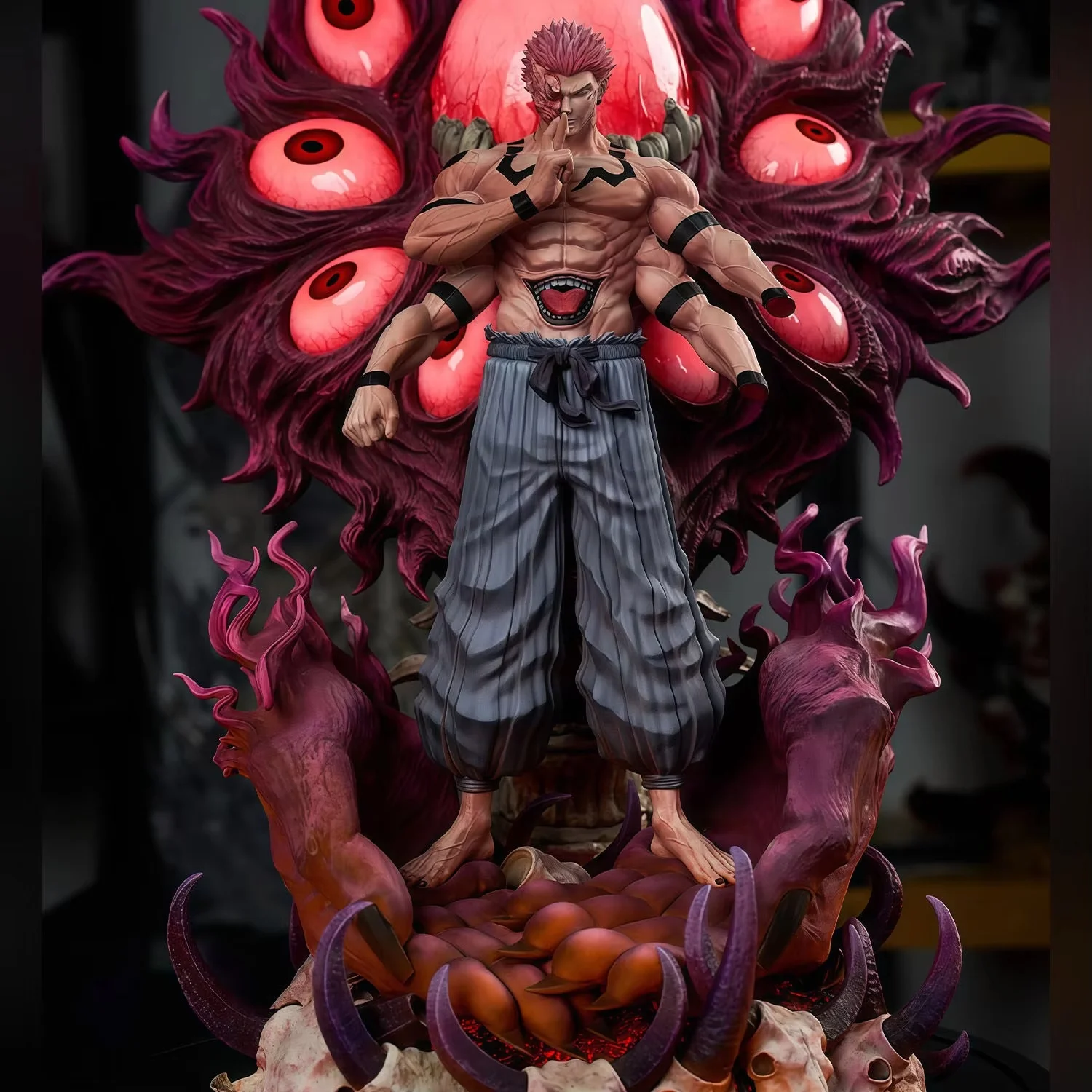 Figura de coleccionista Ryomen Sukuna Jujutsu Kaisen Forma inicial