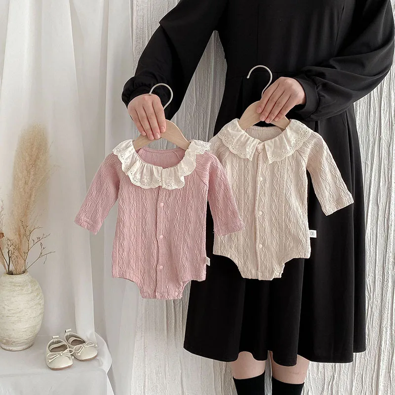 MILANCEL mono bebé otoño 3-24M con encaje y solapa, transpirable - imagen 4