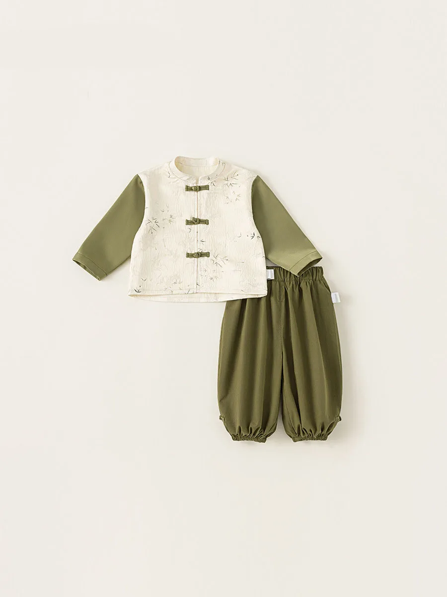 Vista del look completo en conjunto