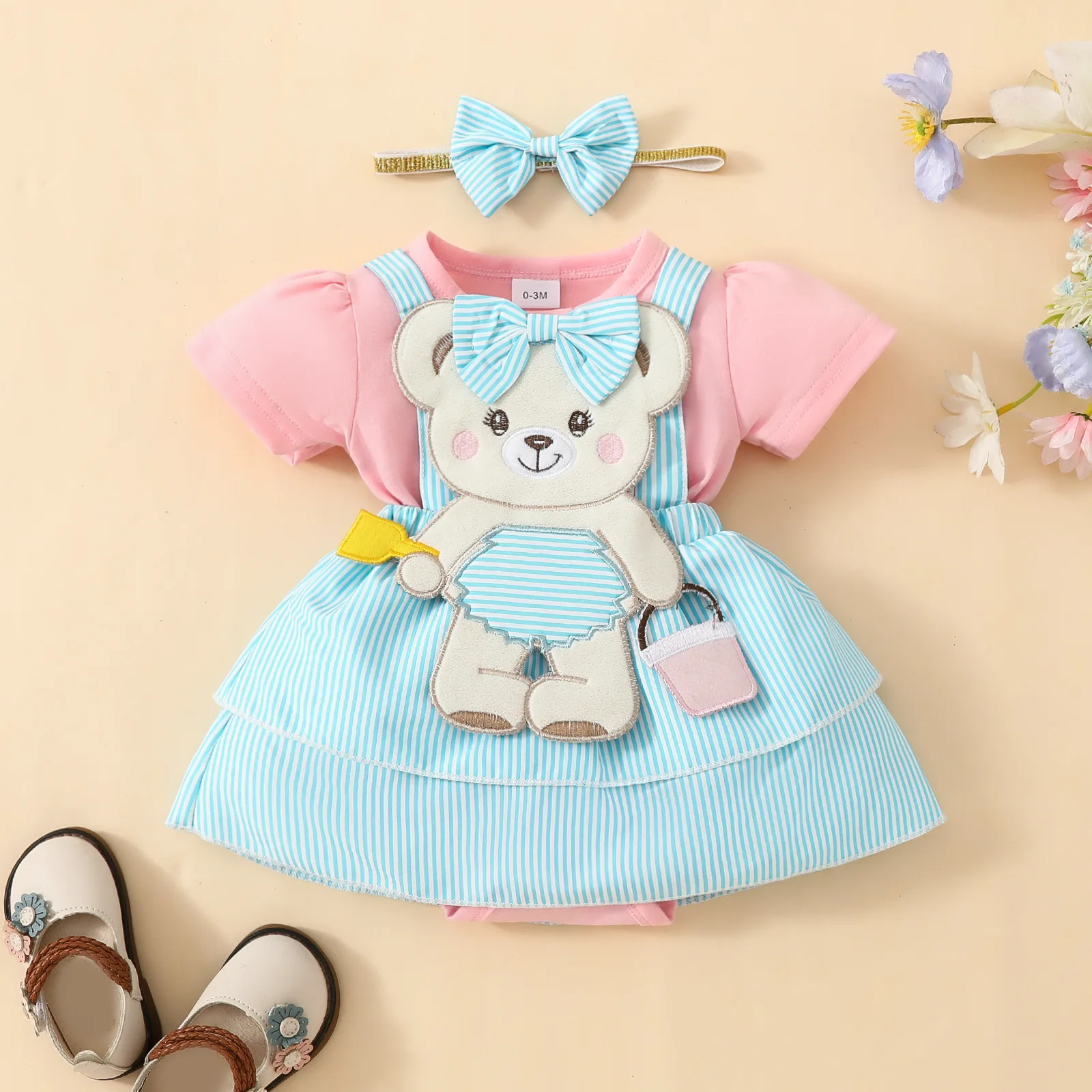 Falda de tirantes bordada con osito para bebé – vestido manga corta - imagen 3