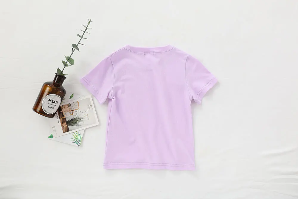 Camiseta infantil en uso diario