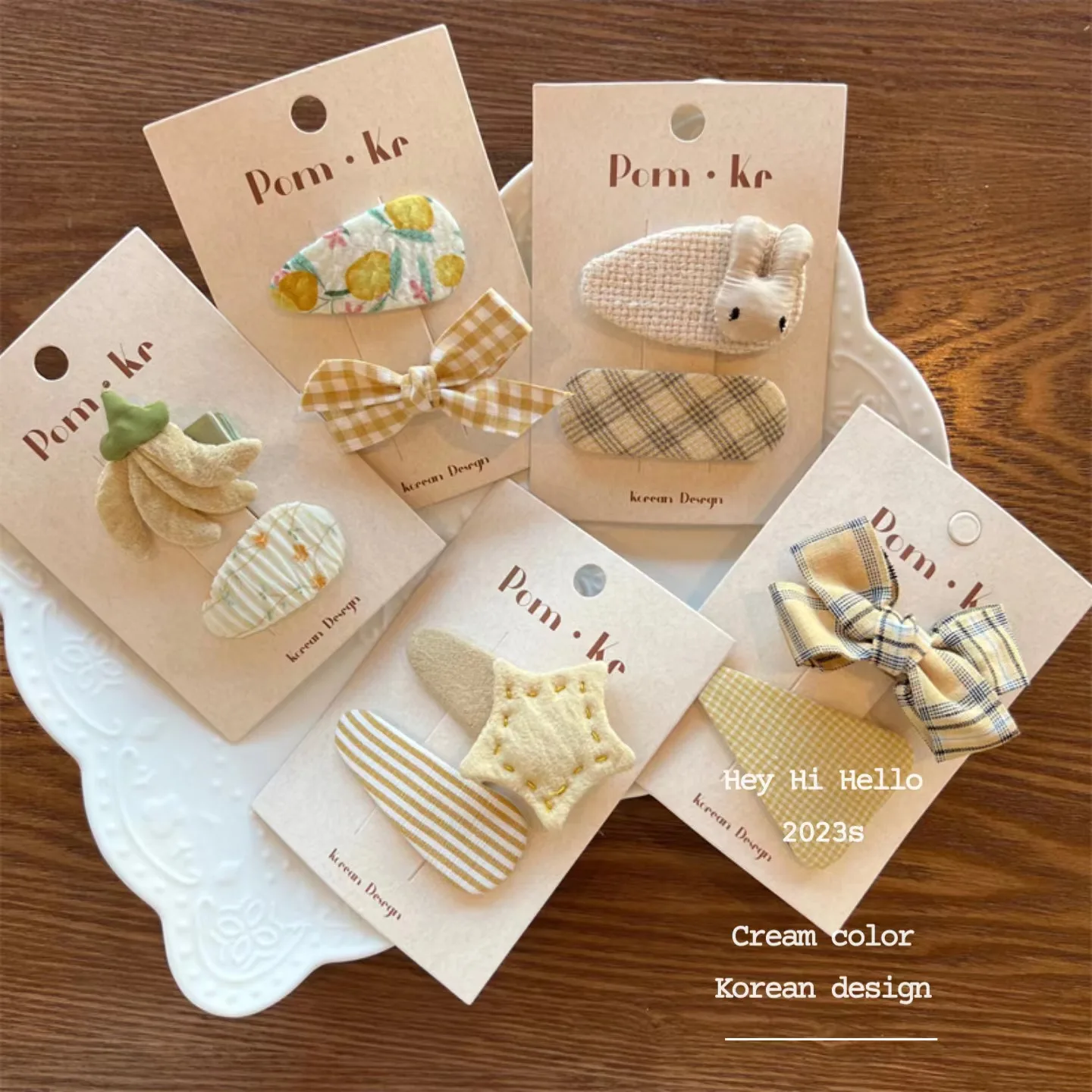 Pinza para bebé con lazo floral - uso diario