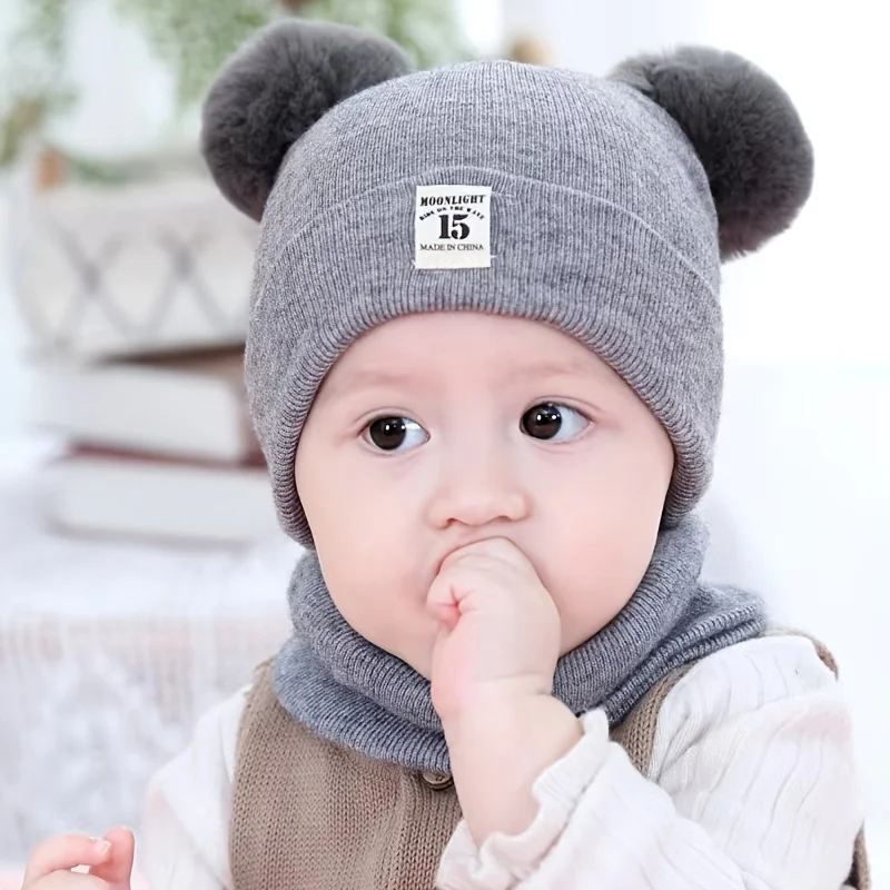 Conjunto gorro y bufanda bebé tejido con pompón de pelo - imagen 5