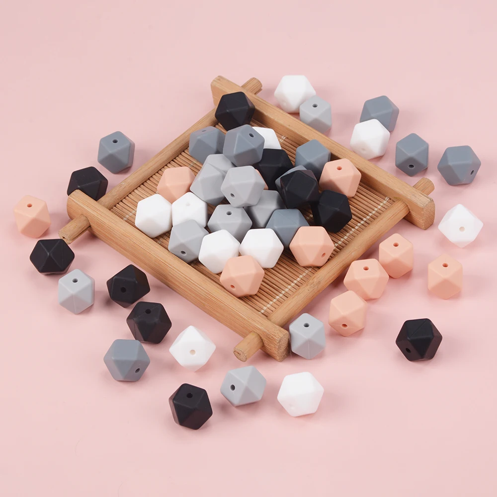 Cuentas de colores para proyectos DIY variados