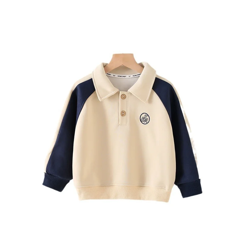Sudadera niño con parches de retales – estilo casual otoño - imagen 4