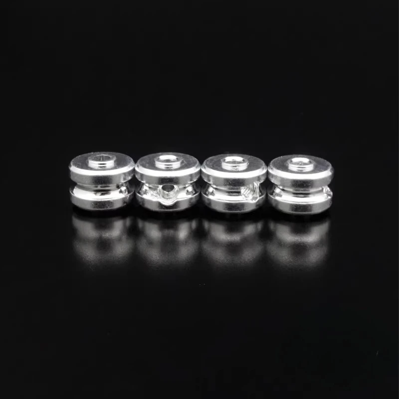 Pieza de carreras Mini 4WD preparada para montaje