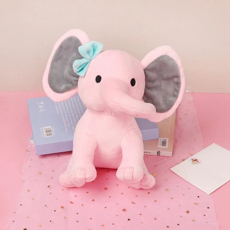 Elefante de peluche para decoración infantil