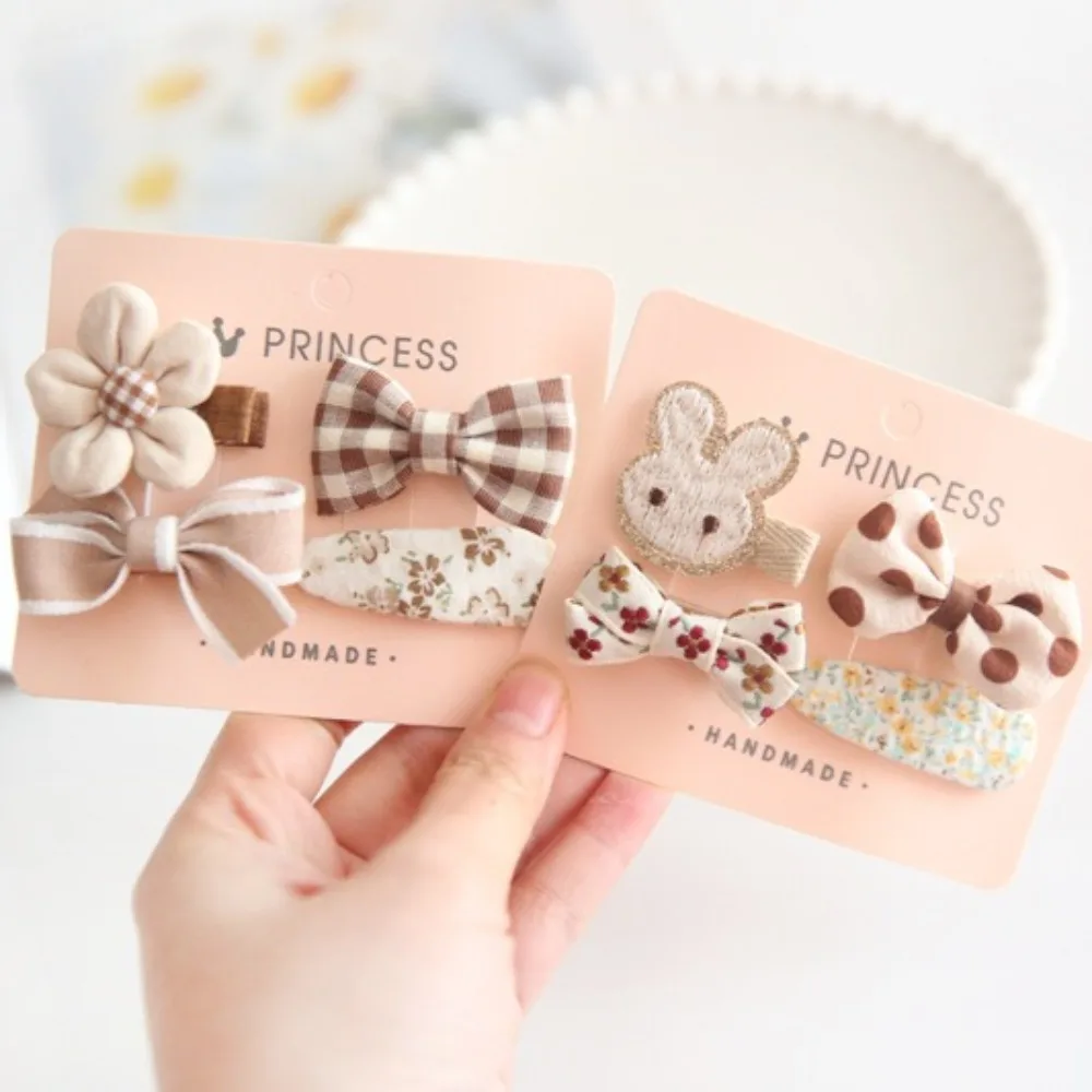 Pinzas para el pelo de bebé niña con lazo floral y conejito - imagen 4